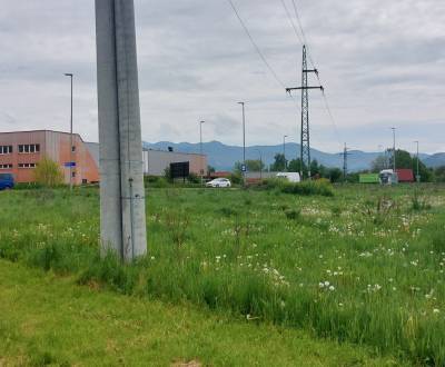 Investitionsgrundstücke in Trnové, die für den Bau von Einkaufszentren