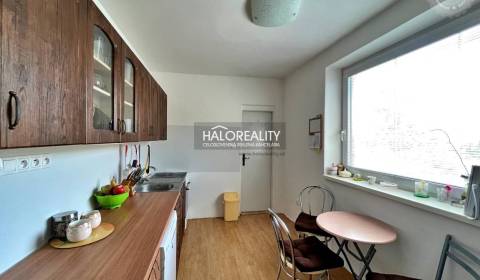 Kaufen 3-Zimmer-Wohnung, Levice, Slowakei