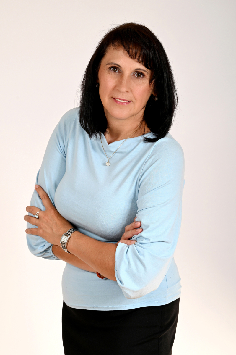  Andrea Špitová, Konateľ