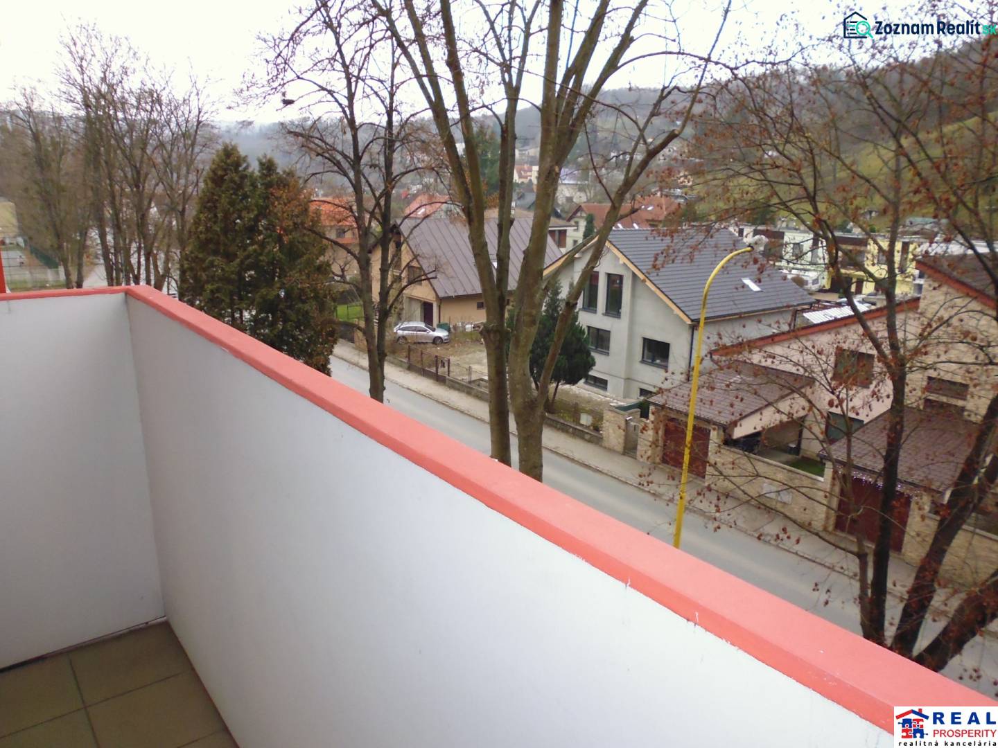 Blick vom Balkon einer 2-Zimmer-Wohnung in der Marka Čulena Straße in Prešov.
