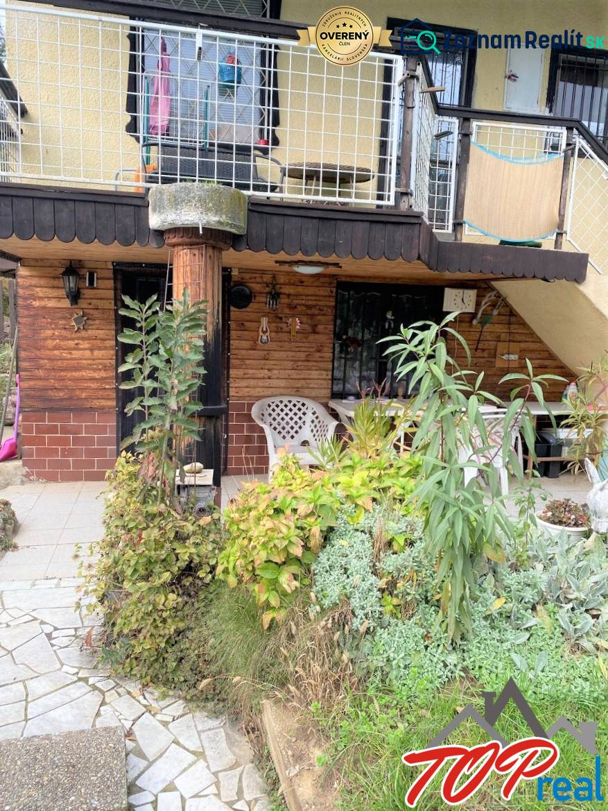 Ein Ferienhaus im Stadtteil Košice - Vyšné Opátske mit Garten und Terrasse.