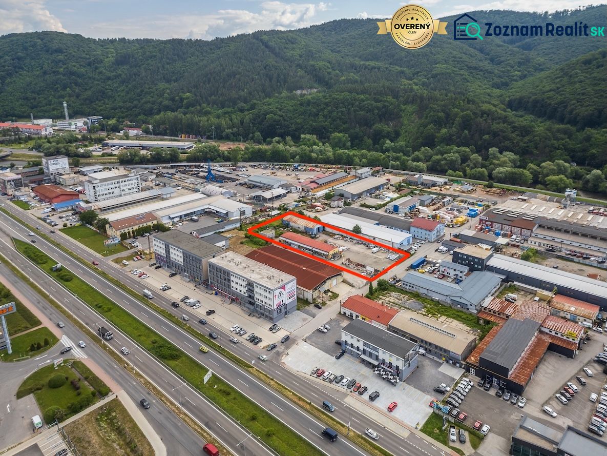 Luftaufnahme des Industriegebiets an der Zvolenská-Straße in Banská Bystrica.