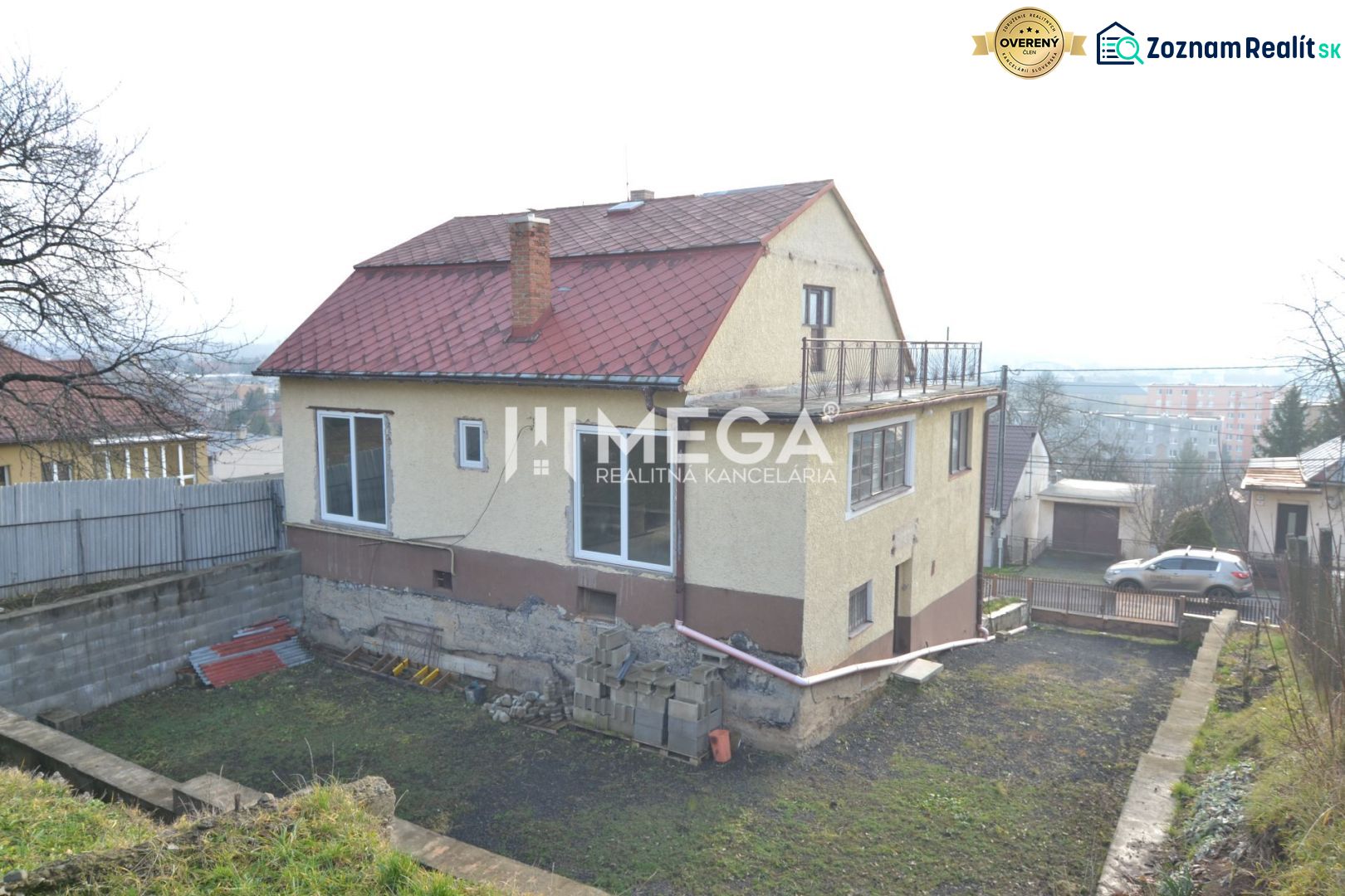 Einfamilienhaus in der Janka Kráľa Straße in Humenné mit zwei Etagen und Garten.