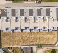 Luftaufnahme des Hausbaus in Horná Streda in der Straße Horná Streda.