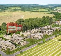 Visualisierung des neuen Wohnkomplexes in der Limbašská cesta in der Nähe von Weinbergen und Natur.