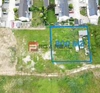 Luftaufnahme eines 800 m² großen Grundstücks für Wohnzwecke, Marianka, Na Ovsisku.