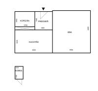 Der Grundriss einer Einzimmerwohnung umfasst eine Küche, ein Zimmer, einen Flur, ein Badezimmer und einen Abstellraum.