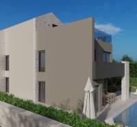 Villa in Poreč mit Pool, Terrasse und Grünflächen im gepflegten Garten.
