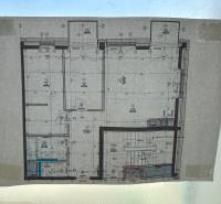Entwurf einer 3-Zimmer-Wohnung in der Bottova-Straße mit Fokus auf die Raumaufteilung.