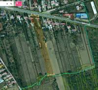 Baugrundstückskarte in Sečovce mit markierten Parzellen und Standorten.