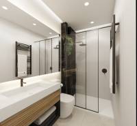 Badezimmer in einer 3-Zimmer-Wohnung mit Duschkabine, Spiegel und Waschbecken aus Holz.