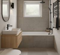 Badezimmer in einer 2-Zimmer-Wohnung mit Badewanne, großem Spiegel und Waschtisch aus Holz.