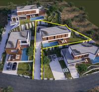 Luxusvillen mit Pools in Vodice, umgeben von Grün und moderner Architektur.