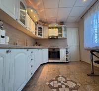 Levice 4-Zimmer-Wohnung Kaufen reality Levice