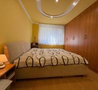 Levice 4-Zimmer-Wohnung Kaufen reality Levice