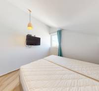 4i Apartmán s galériou, veľkou terasou a vlastným parkovaním - Mandre, ostrov Pag Chorvátsko