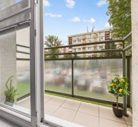 Prenájom prerobeného 1i bytu s balkónom a pivnicou v skvelej lokalite na Exnárovej ul. v Ružinove