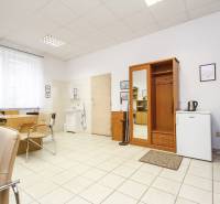 Samozrejme, prosím, poskytnite text, ktorý chcete preložiť do nemčiny.