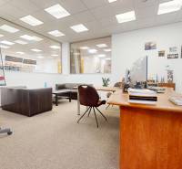 Ospravedlňujem sa, ale potrebujem vedieť, čo konkrétne chcete preložiť do nemčiny. Mohli by ste mi poskytnúť text, ktorý chcete preložiť?