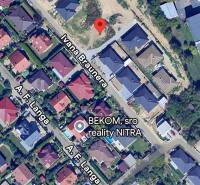 Luftaufnahme von Einfamilienhäusern in Nitra in der Ivana Braunera Straße.