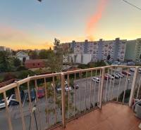 Blick vom Balkon in einer 3-Zimmer-Wohnung in der Estónska-Straße, Bratislava - Vrakuňa.