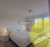 Schlafzimmer in einer 3-Zimmer-Wohnung mit einem Doppelbett, Nachttischlampen und einem Boden mit Holzdekor.