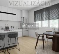 Küche in einem Einfamilienhaus mit Insel, Esstisch und Boden mit Holzdekor.