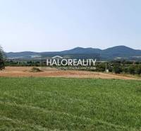 Grundstücke - Wohnen in Čerhov mit Panoramablick auf die Landschaft und Bäume.