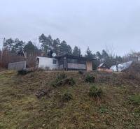 Ein Chalet am Hang, umgeben von Natur, in der Hauptstraße in Nová Kelča.