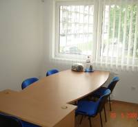 Samozrejme, prosím, poskytnite text, ktorý chcete preložiť do nemčiny.