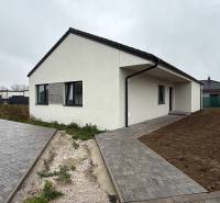 Predaj 4 izbový RD, SENEC, Karasova