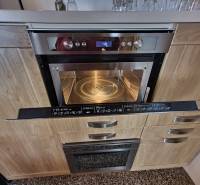 Je mi ľúto, ale potrebujem vedieť, čo konkrétne chcete preložiť do nemčiny. Mohli by ste mi poskytnúť text, ktorý potrebujete preložiť?