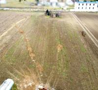 Grundstück an der Kasárenská-Straße in Sereď, nutzbar für Wohnbaugrundstücke.