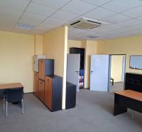 Ospravedlňujem sa, ale potrebujem vedieť, čo konkrétne chcete preložiť do nemčiny. Mohli by ste mi poskytnúť text, ktorý chcete preložiť?