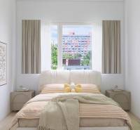 Schlafzimmer in einer 3-Zimmer-Wohnung mit Bett und Vorhängen, Pflanze und Bildern an der Wand.