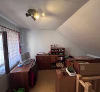 Samozrejme, pošlite mi text, ktorý chcete preložiť do nemčiny.