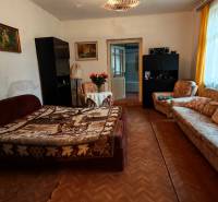 Danubioreal - realitna kancelária, Ing. Irena Petrovicsová, na predaj rodinný dom v Komárne , eladó családi ház 3.jpg