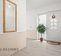 15 - 2025-11-06T132209.139.jpg