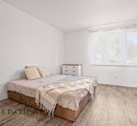 11 - 2025-08-11T142818.157.jpg