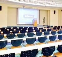 Ospravedlňujem sa, ale potreboval by som vedieť, čo konkrétne chcete preložiť do nemčiny. Mohli by ste mi prosím poskytnúť text, ktorý chcete preložiť?