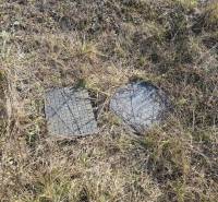 Grundstücke - Wohnen in Nové Zámky mit Abdeckungen auf der Rasenfläche.