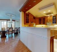 Bratislava - Staré Mesto 5+ Zimmer-Wohnung Kaufen reality Bratislava - Staré Mesto