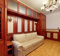 Bratislava - Staré Mesto 5+ Zimmer-Wohnung Kaufen reality Bratislava - Staré Mesto