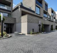 Bratislava - Nové Mesto 4-Zimmer-Wohnung Kaufen reality Bratislava - Nové Mesto