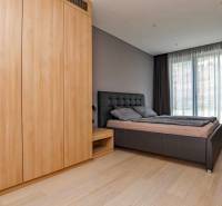 Bratislava - Nové Mesto 4-Zimmer-Wohnung Kaufen reality Bratislava - Nové Mesto