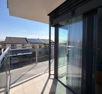 Blick vom Balkon einer 3-Zimmer-Wohnung in der Topoľčianska-Straße, Košice - Stadtteil Západ.