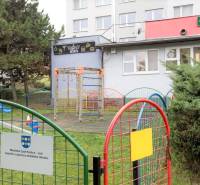 Spielplatz bei den Gastronomiebereichen in der Žižkova-Straße, Košice - Stadtteil Juh.