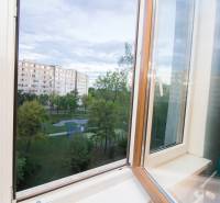 Blick aus dem Fenster einer 4-Zimmer-Wohnung in der Krakauer Straße in Košice, Stadtteil Juh.