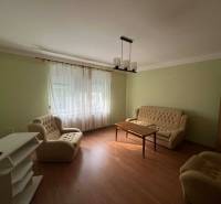 109cfde0-670d-4cbe-b09f-1ba32915acd2.jpg