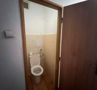 63c73ef8-b731-4bd0-b376-c9649c51e6a8.jpg
